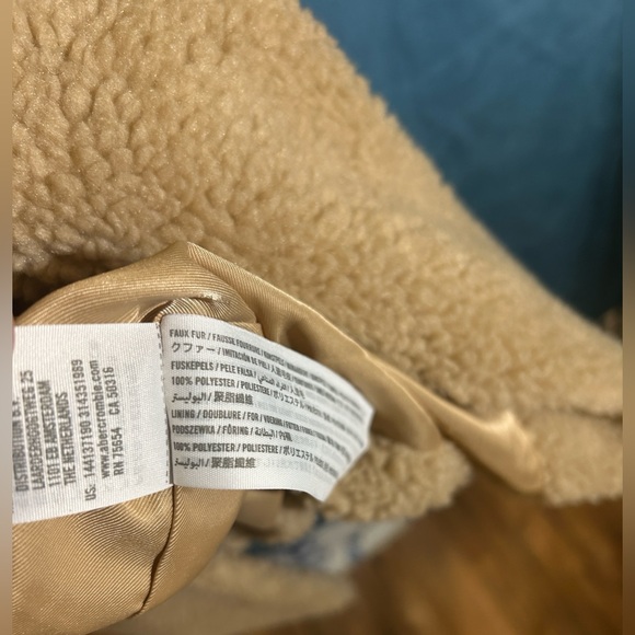 Abercrombie & Fitch Tan Sherpa Jacket w Pockets: New No Tags - Picture 7 of 8